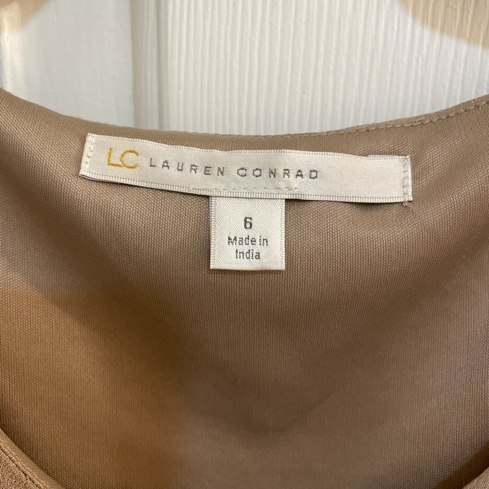Sleeveless dress